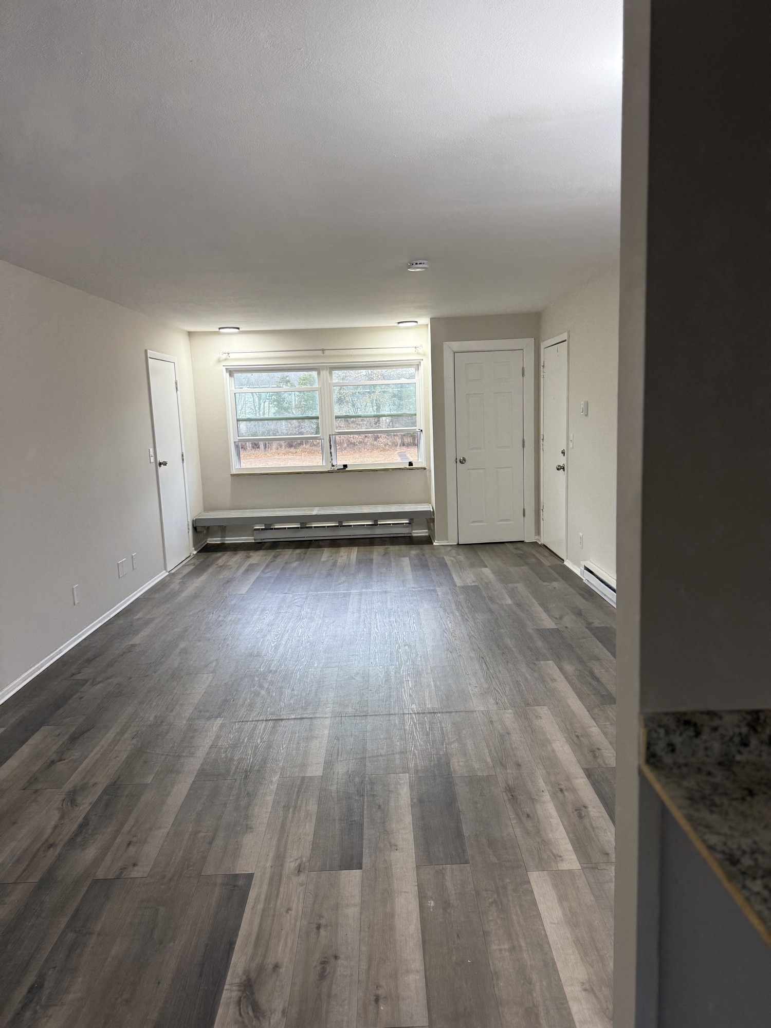 1 Bedroom at 305 N. Robinson Circle