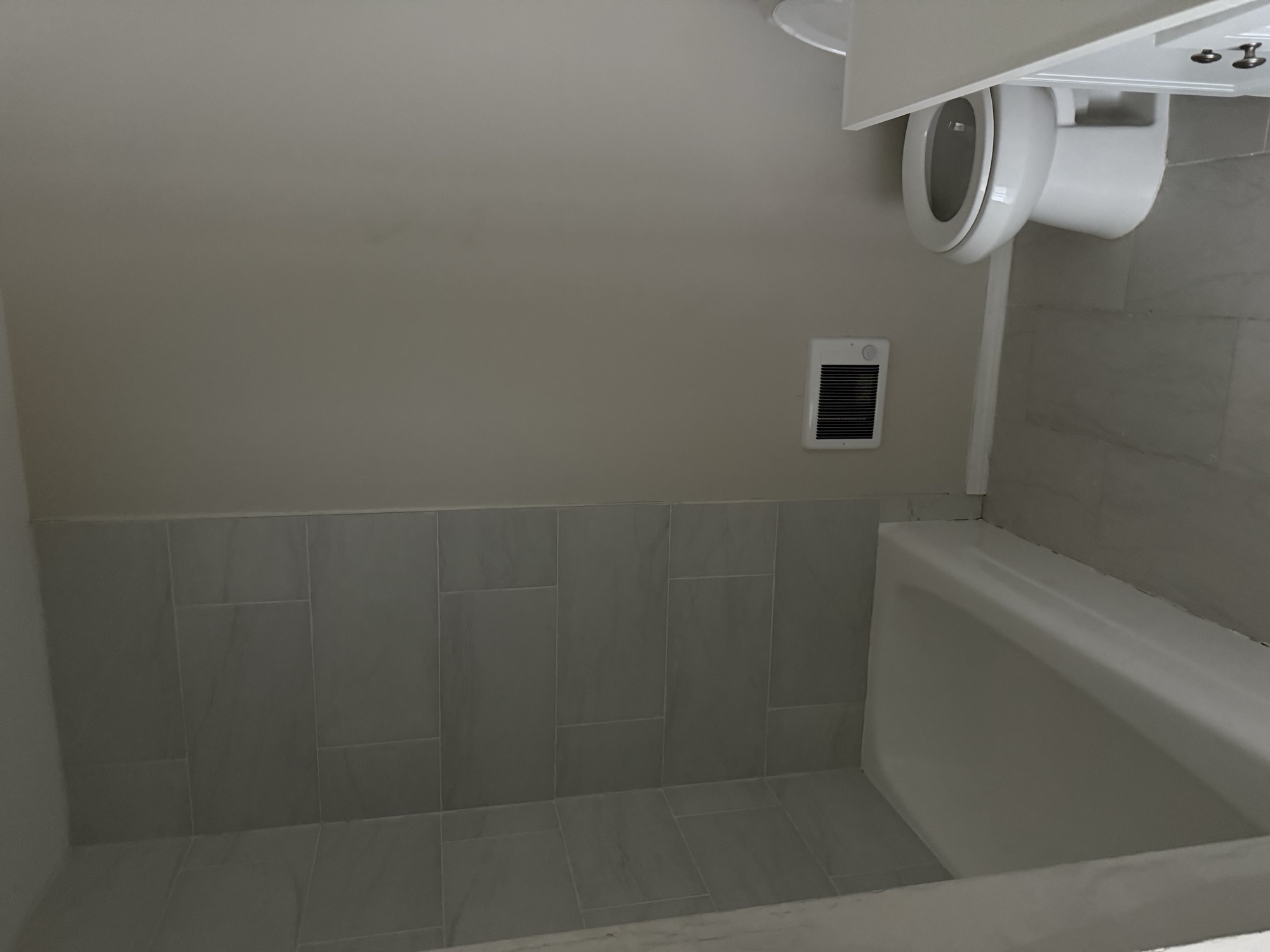 2 Bedroom at 305 N. Robinson Circle