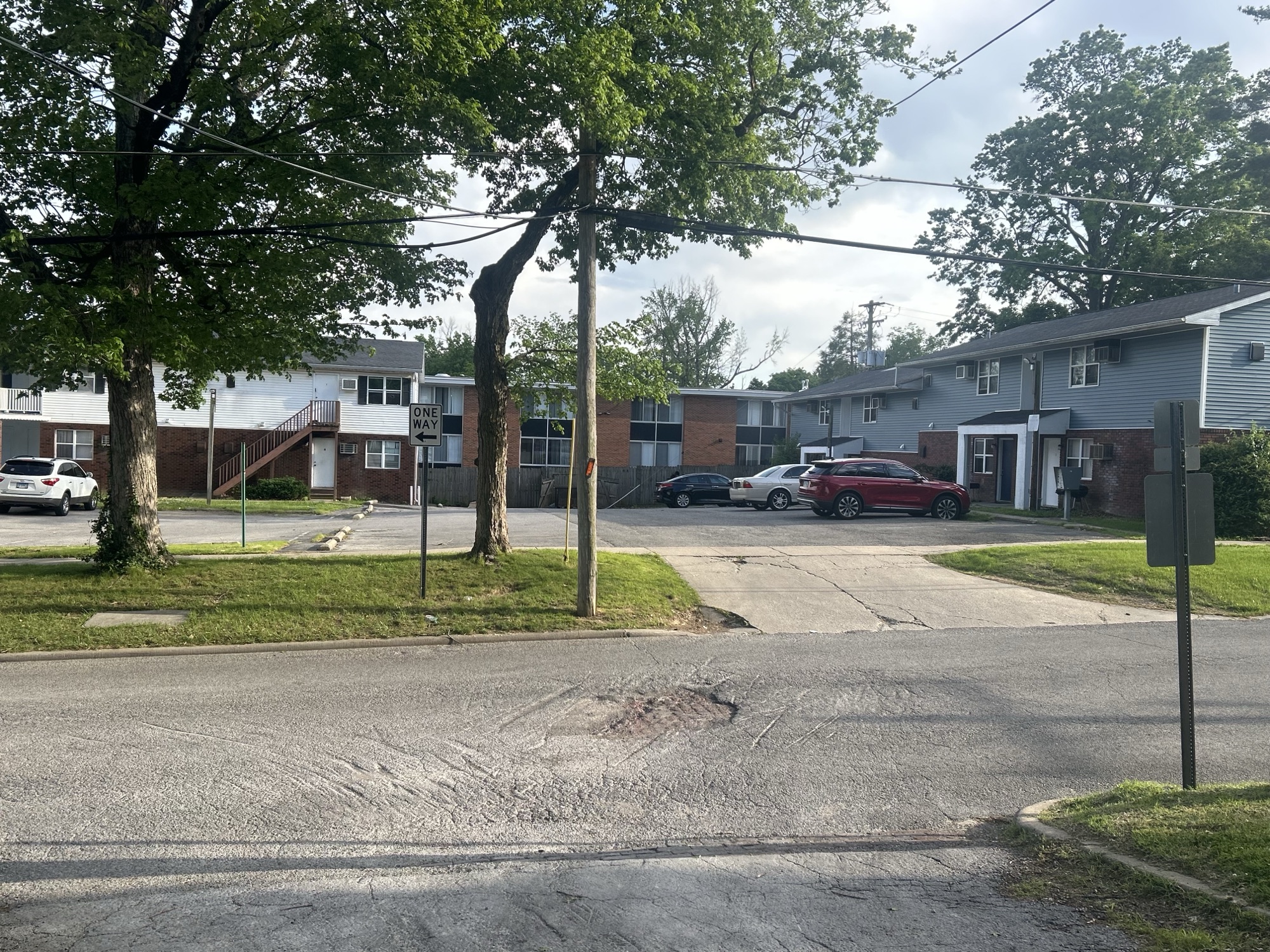 2 Bedroom at 605 & 609 W. College St